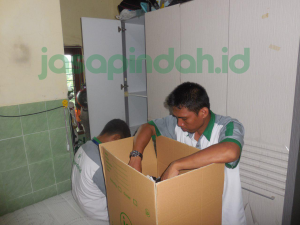 Tips dan Cara Packing Barang Pindahan